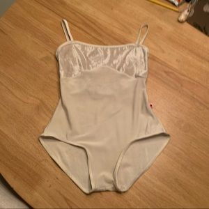 yumiko daniela xs white, velvet